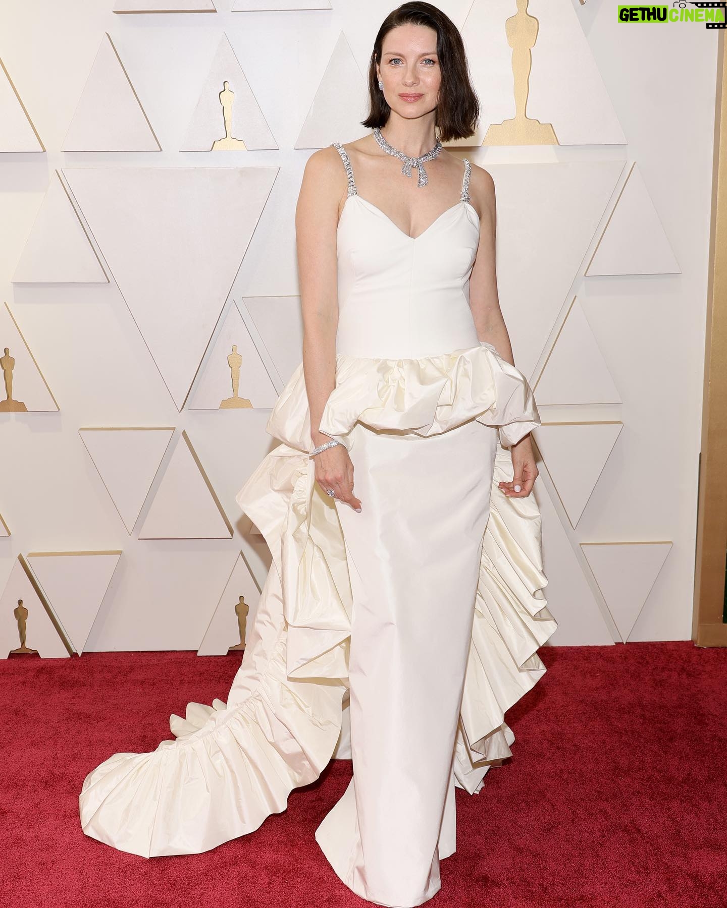 Caitríona Balfe Instagram - Thank you so much @louisvuitton and @nicolasghesquiere for this stunning gown. A special dress to finish our journey celebrating our Belfast film. #louisvuitton