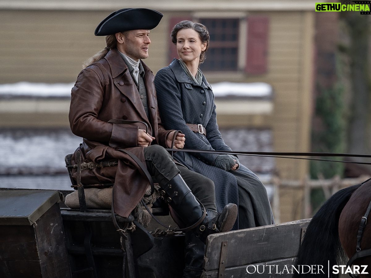 Caitríona Balfe Instagram - Droughtlander is finally over .!!!! So … what did you all think? I hope you all enjoyed Episode 1 #Season6 @outlander_starz @sptv