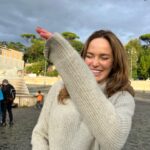 Caity Lotz Instagram - ROME 😍 wow what an impressive city! Blown away by the power and grandeur. I love Italy 🇮🇹