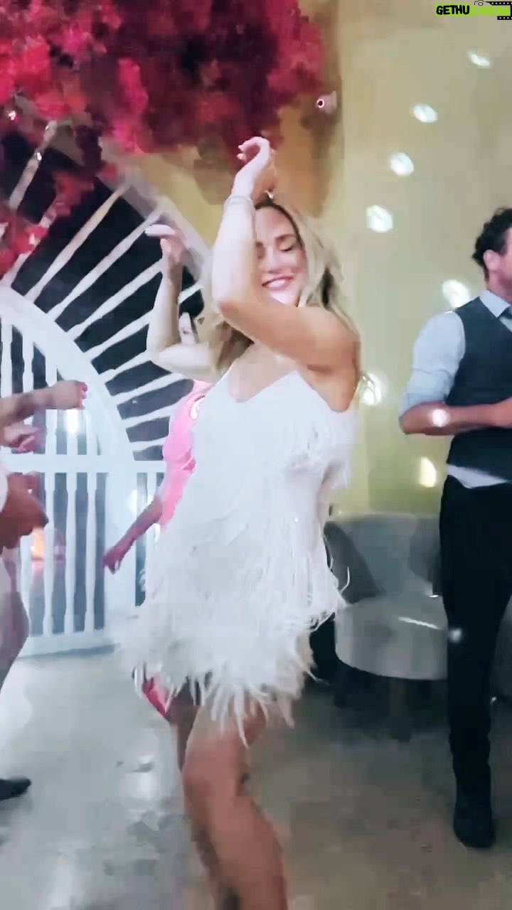 Caity Lotz Instagram - Danced the night away with the love of my life and my closest family and friends 🪩 this dress def had me feeling myself 🎆 @nadinemerabi