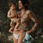 Calu Rivero Instagram - Querido diario: confieso que el 🧸 apego que le compré a Tao, es más para mi que para el. Lo extraño cuando no lo tengo en brazos o en el pecho. Te pasa? S Gracias Irina por estas fotoooos 🤍 Ph @irinaconesa