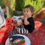 Calu Rivero Instagram - Un año de Tao y un año como nuevos padres. Dedicación total, maravillosamente desafiante. Gracias familias por su constante apoyo. Hijo; Tu ritmo va directo a mi corazón.