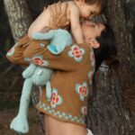 Calu Rivero Instagram - Querido diario: confieso que el 🧸 apego que le compré a Tao, es más para mi que para el. Lo extraño cuando no lo tengo en brazos o en el pecho. Te pasa? S Gracias Irina por estas fotoooos 🤍 Ph @irinaconesa