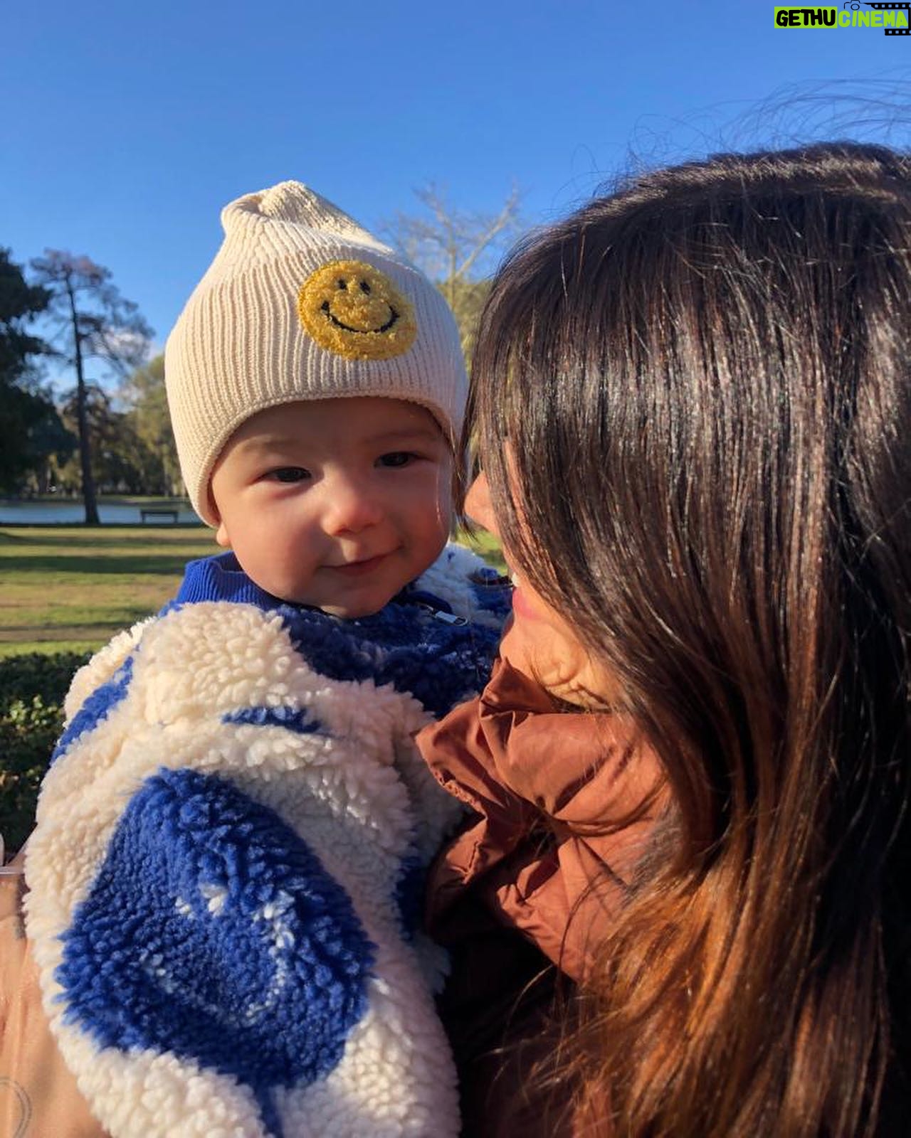 Calu Rivero Instagram - Pasar tiempo al aire libre para cambiar de escenario y aprender sobre la naturaleza a trav茅s de la inmersi贸n en ella. 馃Β