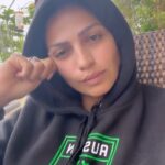 Camila Alves Instagram - It is coming down strong…any recommendations? I am taking all that I know…💚💛💚💛💚💛💚💛💚💛💚💛💚💛💚💛💚💛pegando UMA gripe, tentando tudo que sei, você tem alguma recomendação?