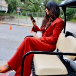 Camila Alves Instagram – Burnt Orange baby…Because it was game day yesterday…WELL…WIN DAY yesterday!!! @texaslonghorns @utaustintx 
suit @maxmara
Shoes  @stellamccartney 
My tea on the go @yeti cup
 (thank you Jimmy for capturing this photo while I was FaceTiming with the kids pretty good shot😊❤️) 💚💛💚💛💚💛💚💛💚💛💚Por que foi dia de jogo ontem! Bom dia de VITÓRIA ontem! @texaslonghorns @utaustintx obrigada Jimmy por tirar essa foto atrás dos bastidores quando estava FaceTiming com as crianças…you got a good one😊❤️