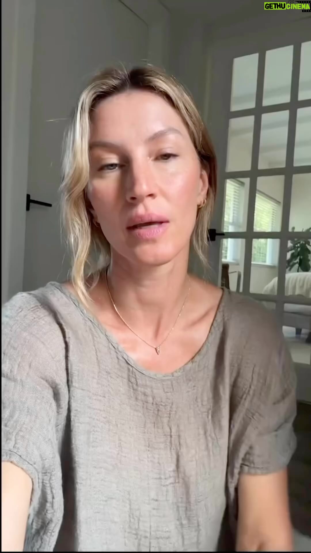 Camila Alves Instagram - Devastating… link in bio for anyone who can and wants to help… the situation is larger then any individual but so many are coming together. 🙏🏽🙏🏽 🇧🇷🇧🇷🇧🇷🇧🇷🇧🇷🇧🇷🇧🇷🇧🇷🇧🇷🇧🇷🇧🇷🇧🇷🇧🇷🇧🇷🇧🇷🇧🇷🇧🇷🇧🇷 Muito triste… link na bio pra quem pode e quer ajudar a situação é maior do que qualquer indivíduo, temos que juntar forças…muito triste.