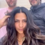 Camila Alves Instagram – A little #tb video from when, @chrissyteigen posted her hair color with @colorbymattrez ,I reached out and ever since we have been slowly bringing my brunette back, we are working on making it healthy again as I put my hair thru a lot! Thank you for the amazing haircut @adamcampbellhair it made my hair look fuller!! Ladies how often do you cut and color yours? 💚💛💚💛💚💛💚💛💚💛💚💛💚💛💚💛💚💛@chrissyteigen postou a cor do cabelo dela com @colorbymattrez e aí estamos aos poucos trazendo minha cor natural de volta, estamos trabalhando para ficar um cabelo mais saudável pois ja fiz tanta coisa nele!!! Obrigada pelo corte @adamcampbellhair que deixou meu cabelo mais cheio!! E vocês… com que frequência vocês tratam seus cabelos ?