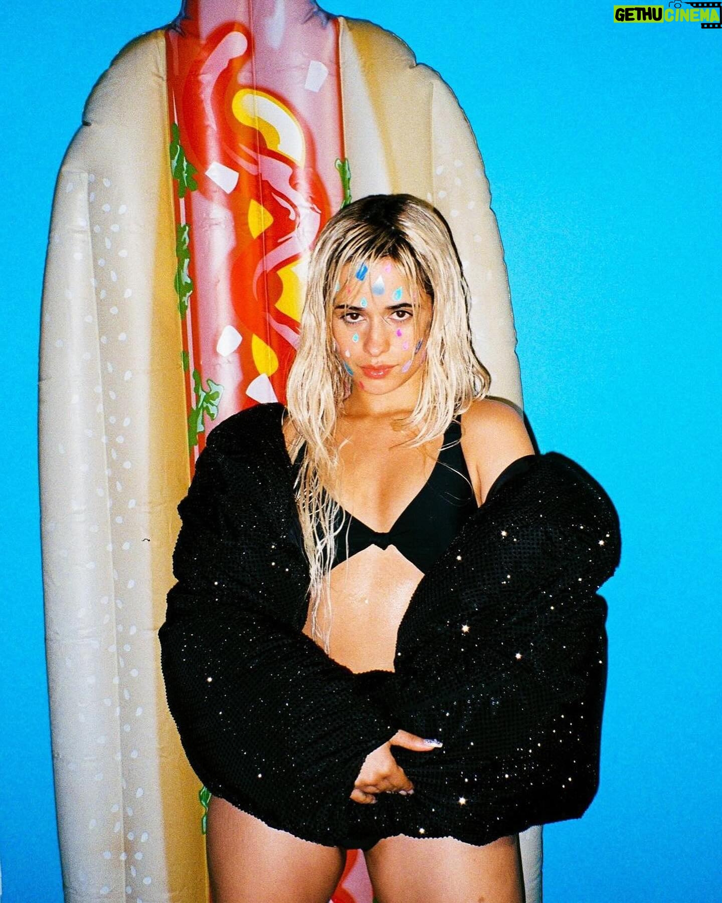 Camila Cabello Instagram - I’m so happy I don’t have to keep my blonde tail a secret any longer thank you @kingkongmagazine for being so supportive of my condition 🙏