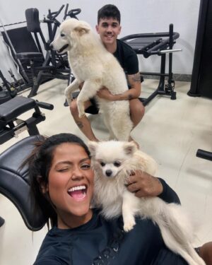 Camila Loures Instagram - 2 meses de uma vida 🤍 amo você