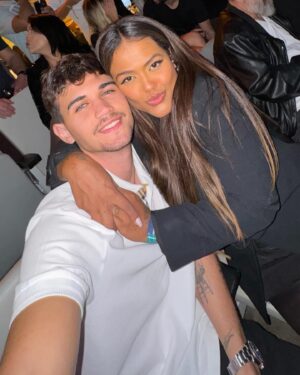 Camila Loures Instagram - 2 meses de uma vida 🤍 amo você