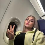 Camille Froment Instagram - Let’s go 🇷🇴