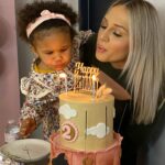 Camille Froment Instagram - Zélyana’s birthday 🎂💗 Merci à tous d’avoir rendu ce moment magique et inoubliable 🤍 • Déco @events_byl 💗 • Pâtisseries @missac_magicdecors 🎂💗 • Friandises personnalisées @m_etpaillettes 🍭💗