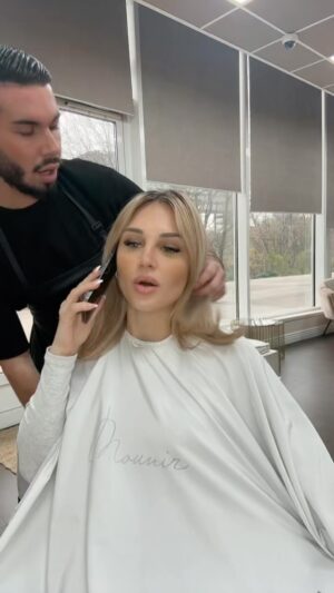 Camille Froment Instagram - Im kinda busy…. 🫣💇🏼‍♀️🤍 #newhair