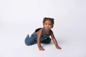 Camille Froment Instagram - 18 mois….. 18 mois ma petite princesse 🥹♥️

📸 @donialicataphotographe merci infiniment pour toutes ces magnifiques photos 🥹♥️