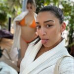 Camille Froment Instagram – @therme_bucuresti files 🌴💦