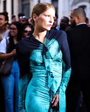 Camille Razat Instagram - Wearable and timeless @victoriabeckham 💙 📸 @callmecolinee