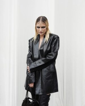 Camille Razat Instagram - Thanks @mm6maisonmargiela for having me 🖤I loved every look. Now, I wanna change my whole wardrobe and only wear this collection. Confortable, edgy, well cut.