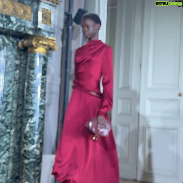Camille Razat Instagram - Thanks @victoriabeckham for having me at this beautiful show ♥️