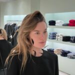 Camille Rowe Instagram - This dress 🌱🖤