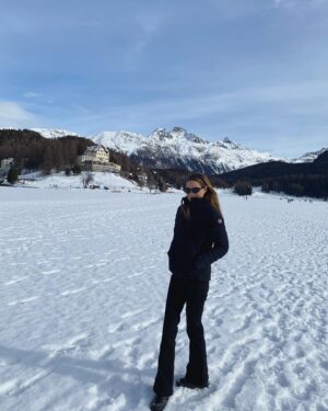 Camille Rowe Instagram - Best in snow 🏅