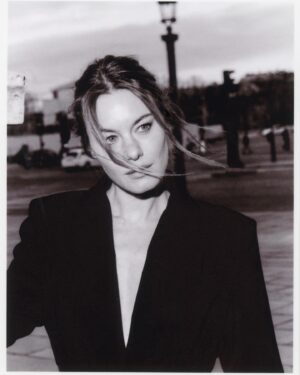 Camille Rowe Instagram - Merci @ysl @anthonyvaccarello 🖤