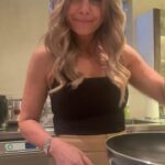 Candace Cameron-Bure Instagram - Sometimes, you have dinner with Instagram friends 🫶🏼