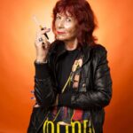 Candela Vetrano Instagram - Mañana “Mavita llena eres de gracia” estrena en BAFICI, en la sala Gaumont, esta sala de cine tan emblemática que se encuentra en una situación crítica. Como les explico la emoción…! Los espero, será inolvidable. ❤️ Fotos espectaculares que hicimos con @lollaboureau , dirección de arte de @melanieantondef y maquillaje @kahlemakeup @aguspasionmakeup