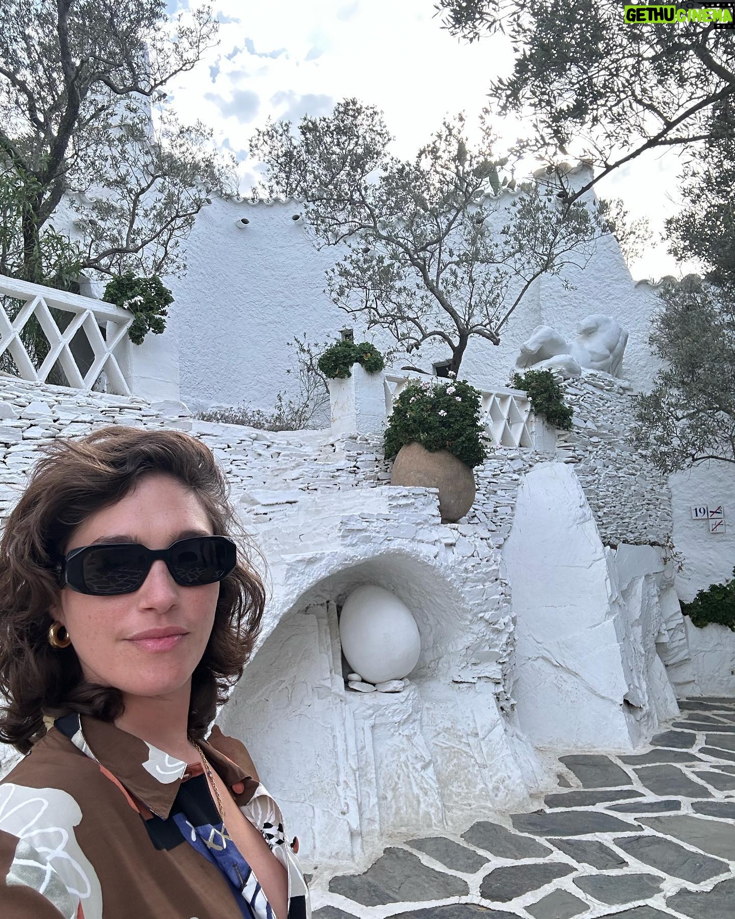 Candela Vetrano Instagram - Entra en mi vida, te abro la puerta.