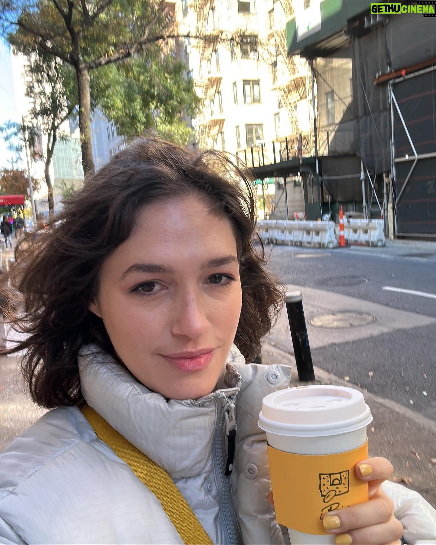Candela Vetrano Instagram - un poquitito de NY siempre hace bien al ❤️