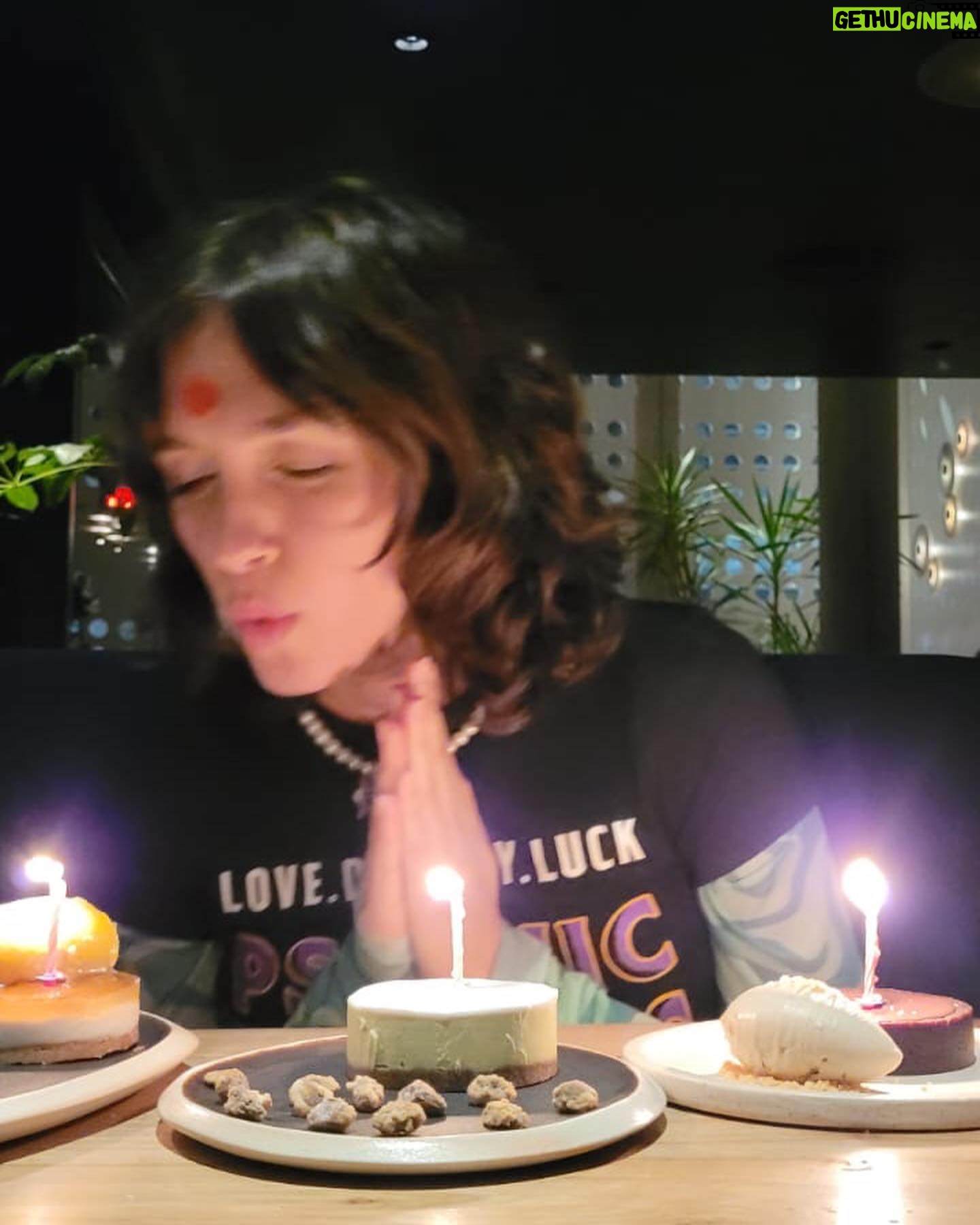 Candela Vetrano Instagram - 32 🫀✨💗 corazón que late fuerte