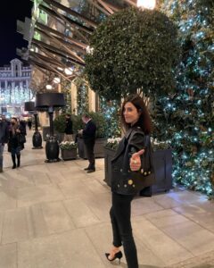 Cansu Dere Instagram - I wish a great and happy new year to everyone/ Mutlu yıllar diliyorum 💫🎍🎉