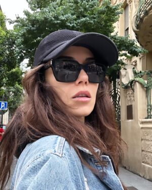 Cansu Dere Instagram - Madrid 🤍