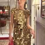 Cansu Dere Instagram - What a beautiful night 🌟🥂#TheEssenceOfCelebration #AtelierRebul @atelierrebul