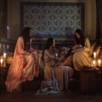 Cansu Dere Instagram - #tbt#eskilerden#muhtesemyuzyil @selmaergecofficial @eclipsnf @selenistan #magnificentcentury