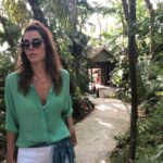 Cansu Dere Instagram - Jamaica 💚