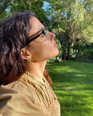 Cansu Tosun Instagram - 🌻 

📸 @efeerogul