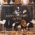 Capucine Anav Instagram - 🌟 GATSBY 🌟 Incroyable décoration de @krush_event qui a fait la décoration et toute l’organisation ! super travail ❤️ ——————————— Merci à à toutes les personnes qui se sont investi: 🎂 @cakes_cocottes_ 🍣 @bozen.official 🍪 @le_monde_sucre_de_saje 🍉 @fruits_events 🍹@greygoose Et à @maquilleusecoiffeuseelsasharon pour m’avoir sublimé