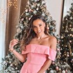 Capucine Anav Instagram – Ça y est moi je suis déjà rentrée dans le mood Noël, et croyez moi que ça fait du bien 🤩
INCROYABLE JEU CONCOURS
Pour tenter de remporter
– IPHONE13 pro max 📱
– UN WEEK-END À DISNEY 🪄
– UNE CAFETIÈRE ☕️
C’est très simple, il faut vous rendre sur le compte @l.i.n.c.r.o.y.a.b.l.e et dans la bio il y a un lien ou vous allez pouvoir voter pour votre thème préféré, évidement il faut voter pour le mien « MAGIC PURPLE » Foncez et bonne chance ❤️
Pour plus de chance d’être tiré au sort LIKER cette photo
// Résultat des 3 gagnants le 25 novembre si je gagne