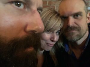 Cara Buono Instagram - #fbf to table read thru shenanigans. I think you guys were trying to scare me? I can’t believe that was 2020! 
@dkharbour 
@brettgelman 

#strangerthings #shenanigans #behindthescenes