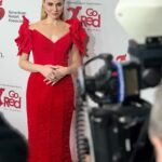 Cara Buono Instagram - Such an amazing night supporting a great cause for @american_heart. Take care of your heart health. Learn hands on only CPR. You can save your life and someone else’s. @goredforwomen #heart #hearthealth #goredforwomen #red #glam #nyc