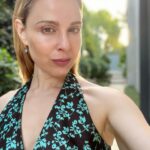 Cara Buono Instagram – Straight hair in Mallorca. Yes, the content is light. 

#hairstyles #mallorca #travel #summer #spain