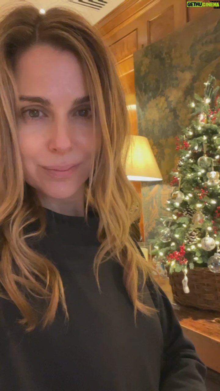 Cara Buono Instagram - I love when I get to take my girl with me. #backposting #london #germany #mygirl #trier #travel #strangerthings #mommydaughter #instagood #recap #luxembourg🇱🇺 #flying #magic #worklife #endofyear