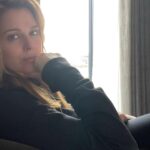 Cara Buono Instagram – Selfies in Aberdeen. Scotland is such a beautiful place with lovely, gracious people. Thank you for having me. And I will keep giving haggis a chance!

#travel #scotland #instagood #aberdeen #selfie #hotellife #haggis
