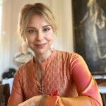 Cara Buono Instagram - I loved everything about making this movie this fall. #fbf #instagood #ilovemyjob #nyc #thebronx #vienna