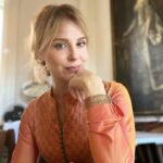 Cara Buono Instagram - I loved everything about making this movie this fall. #fbf #instagood #ilovemyjob #nyc #thebronx #vienna