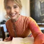 Cara Buono Instagram - I loved everything about making this movie this fall. #fbf #instagood #ilovemyjob #nyc #thebronx #vienna