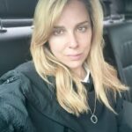 Cara Buono Instagram - Thank you Prague for inspiring me with your history and beauty. I can’t wait to come back. Yes, lots of goodbye selfies. #prague #travel #instagood #comiccon #strangerthings #beauty #history #ilovemyjob