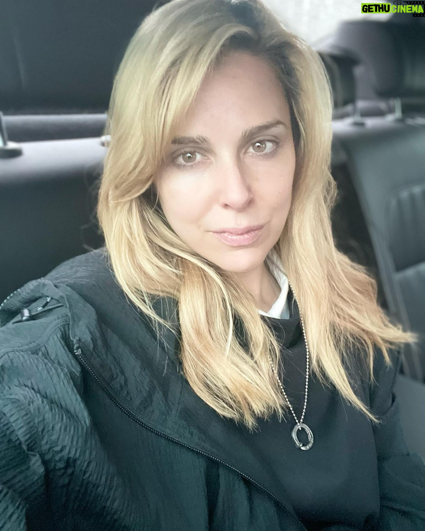 Cara Buono Instagram - Thank you Prague for inspiring me with your history and beauty. I can’t wait to come back. Yes, lots of goodbye selfies. #prague #travel #instagood #comiccon #strangerthings #beauty #history #ilovemyjob