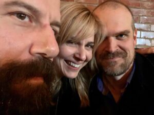 Cara Buono Instagram - #fbf to table read thru shenanigans. I think you guys were trying to scare me? I can’t believe that was 2020! 
@dkharbour 
@brettgelman 

#strangerthings #shenanigans #behindthescenes